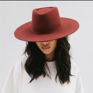 Gigi Pip Dakota Rusty Red Hat, size 57
